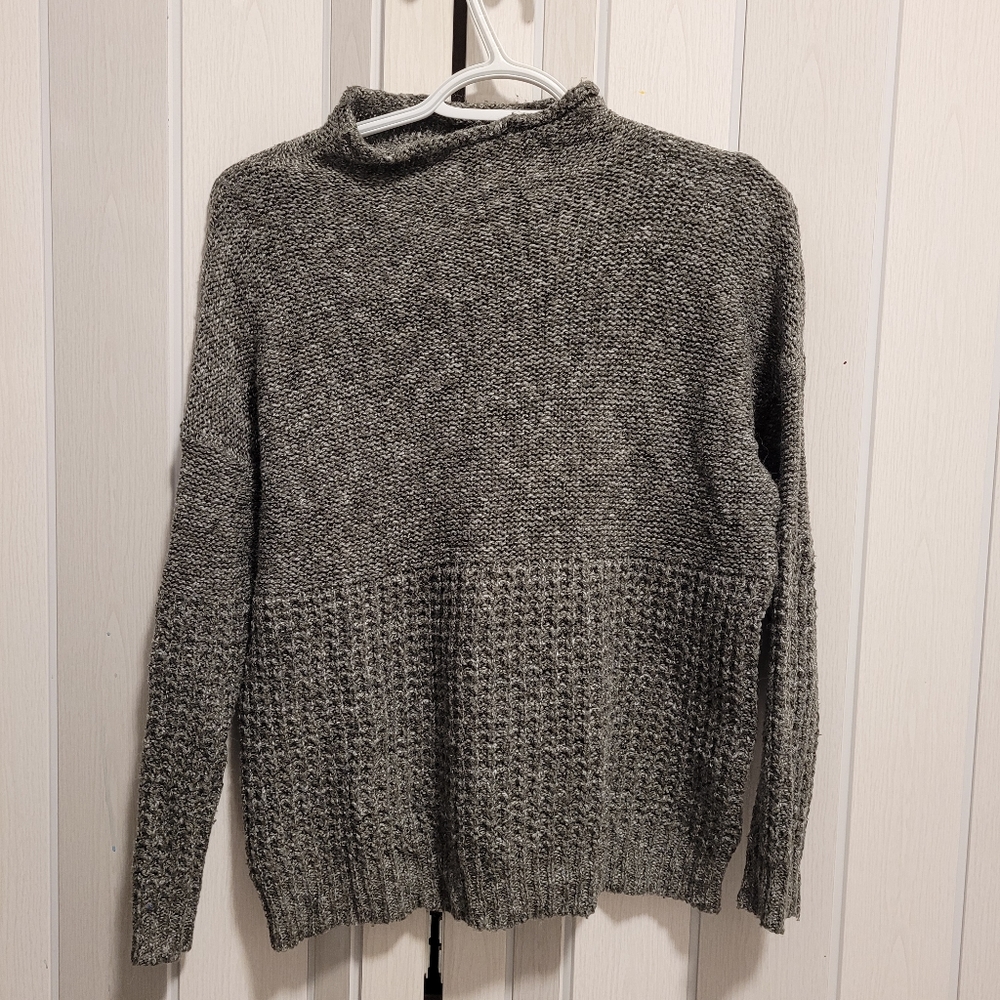 💚5/20$ American Eagle Mockneck